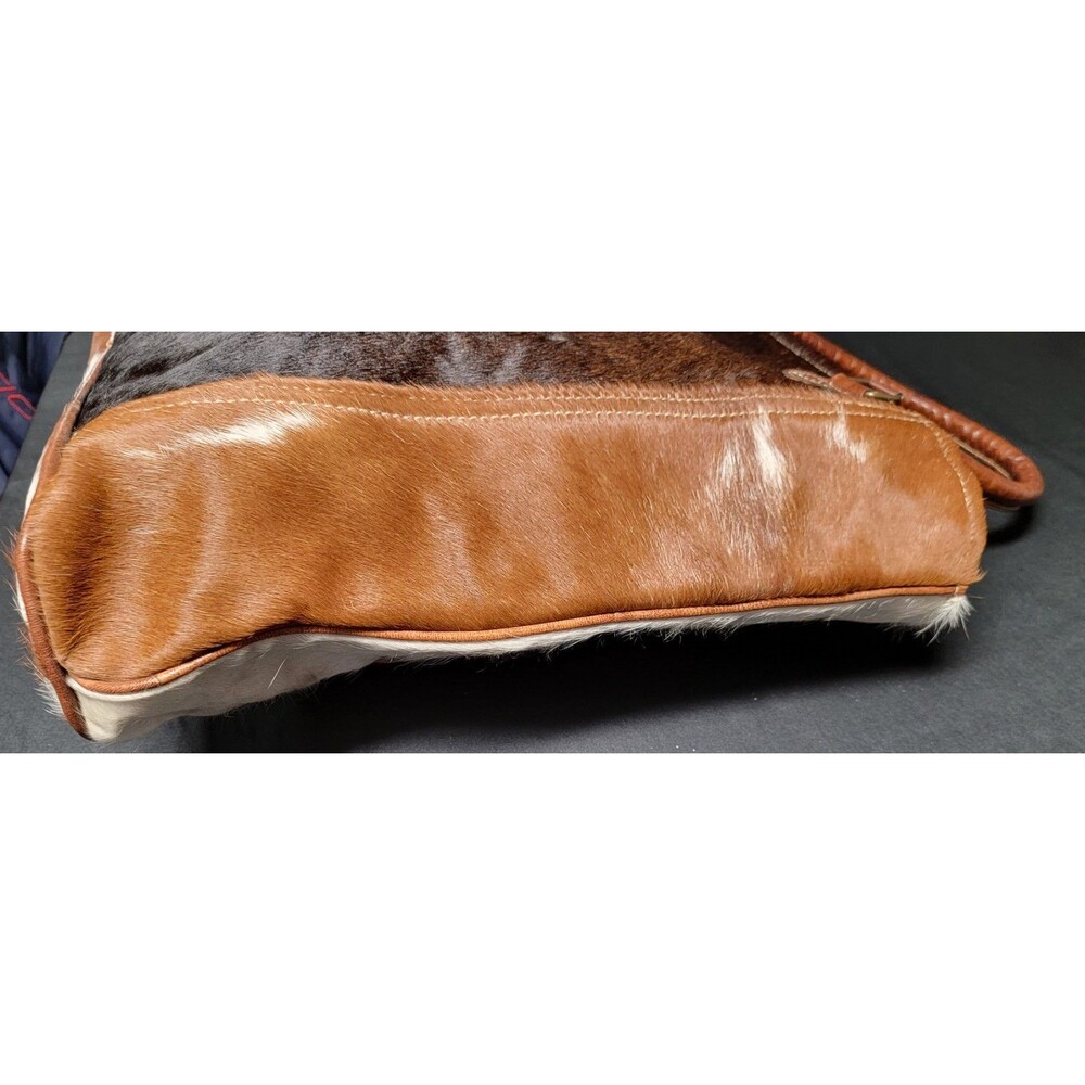 NEW Chloe & Lex Western Farmcore Country Animal Hair Tote w/ Faux Leather Trim - Picture 6 of 16